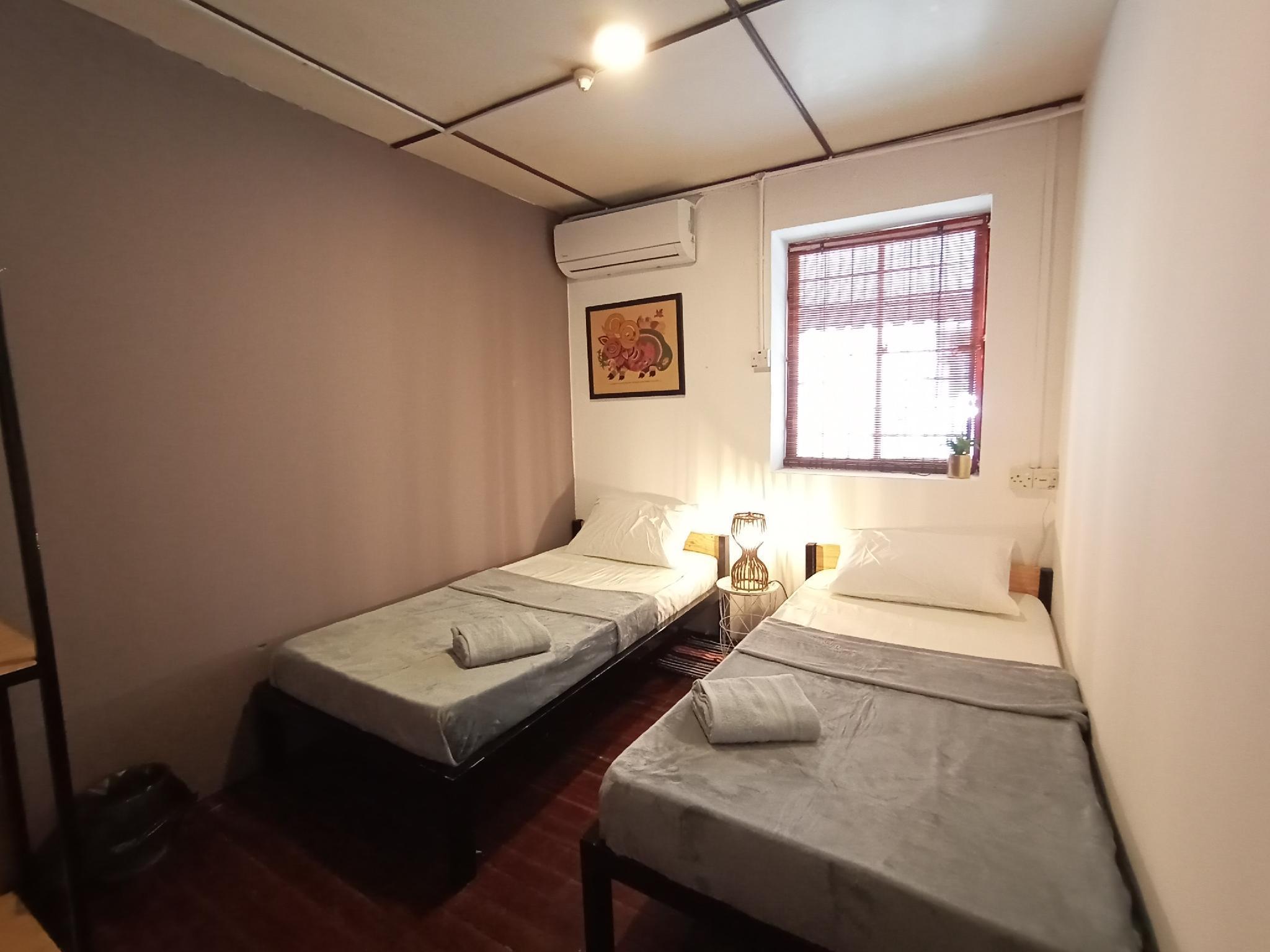 Spot On 90141 Threehouse Bed & Breakfast Kuching Esterno foto